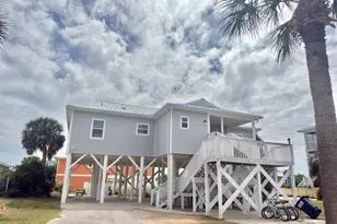 1040 E Gulf Beach Dr, Saint George Island, FL 32328 - Photo 3