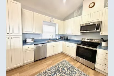 1040 E Gulf Beach Dr, Saint George Island, FL 32328 - Photo 7