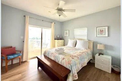 1040 E Gulf Beach Dr, Saint George Island, FL 32328 - Photo 19