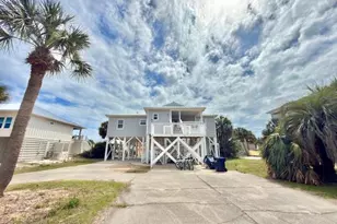 1040 E Gulf Beach Dr, Saint George Island, FL 32328 - Photo 27