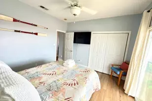 1040 E Gulf Beach Dr, Saint George Island, FL 32328 - Photo 21