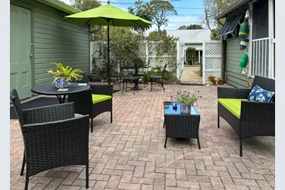 40 7th St, Apalachicola, FL 32320 - Photo 23