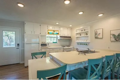 1064 W Gulf Beach Dr, Saint George Island, FL 32328 - Photo 5