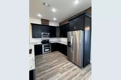 1700 St George's Ct, Eastpoint, FL 32328 - Photo 9