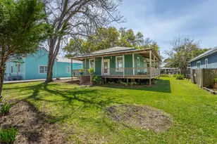 112 14th St, Apalachicola, FL 32320 - Photo 3