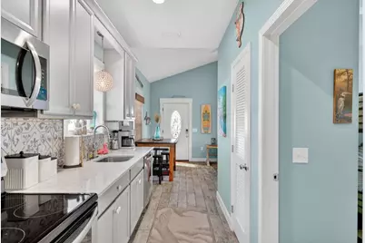 113 Ocean View Dr, Mexico Beach, FL 32456 - Photo 9