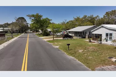 627 Madison St, Port Saint Joe, FL 32456 - Photo 25