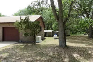 112 Hinton St, Carrabelle, FL 32322 - Photo 13
