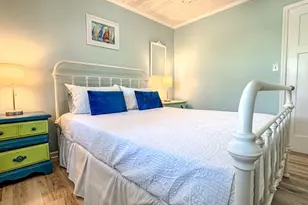 706 SE 7th St, Carrabelle, FL 32322 - Photo 13