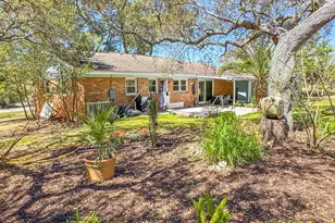 706 SE 7th St, Carrabelle, FL 32322 - Photo 35