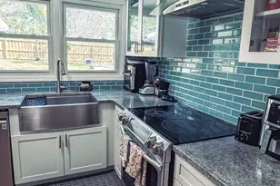 706 SE 7th St, Carrabelle, FL 32322 - Photo 13