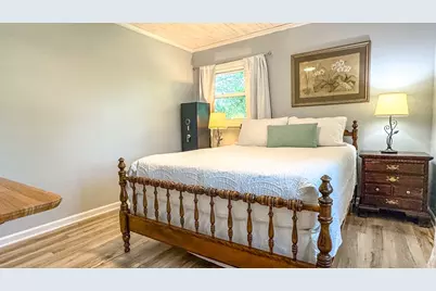 706 SE 7th St, Carrabelle, FL 32322 - Photo 15