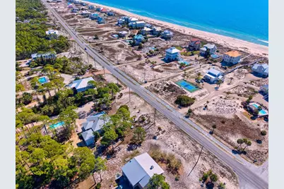 1105 E Gulf Beach Dr, Saint George Island, FL 32328 - Photo 67