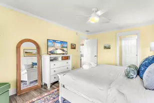 1105 E Gulf Beach Dr, Saint George Island, FL 32328 - Photo 23