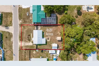 561 Welton Dr, Port Saint Joe, FL 32456 - Photo 3