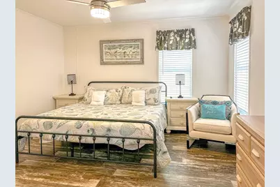 343 25th Ave, Apalachicola, FL 32320 - Photo 13