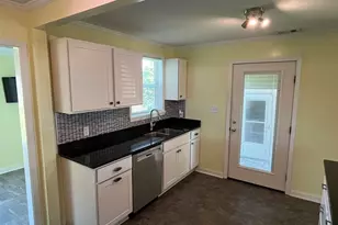 1003 Woodward Ave, Port Saint Joe, FL 32456 - Photo 5