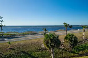 103 Sunset Cir, Port Saint Joe, FL 32456 - Photo 23