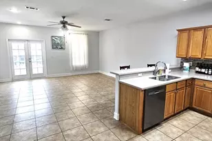 512 E Meridian Ave, Carrabelle, FL 32322 - Photo 17