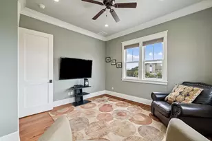 1639 Wayfarers Ct, Saint George Island, FL 32328 - Photo 33