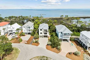 1639 Wayfarers Ct, Saint George Island, FL 32328 - Photo 41