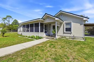 212 NW Ave C, Carrabelle, FL 32322 - Photo 3