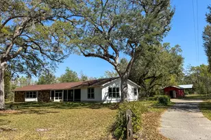 180 Grant Ln, Wewahitchka, FL 32465 - Photo 9