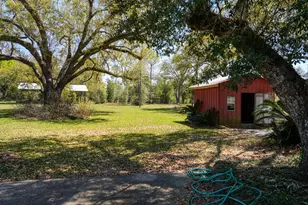 180 Grant Ln, Wewahitchka, FL 32465 - Photo 11