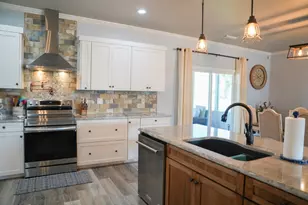 415 Texas Dr, Mexico Beach, FL 32456 - Photo 17