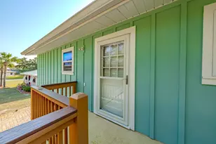 248 Ponce De Leon St, Port Saint Joe, FL 32456 - Photo 23