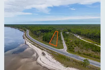 1493 Hwy 98, Eastpoint, FL 32328 - Photo 9