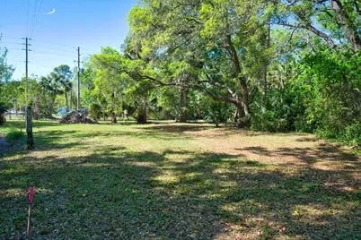 254 8th St, Apalachicola, FL 32320 - Photo 13