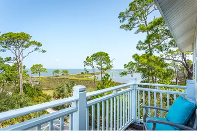 1637 Wayfarers Ct, Saint George Island, FL 32328 - Photo 19