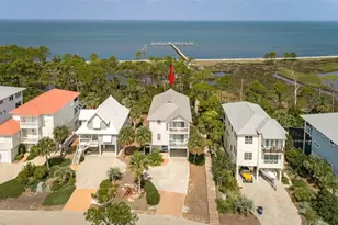 1637 Wayfarers Ct, Saint George Island, FL 32328 - Photo 79