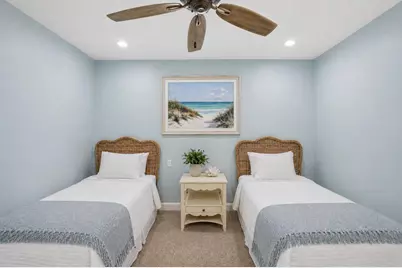 1637 Wayfarers Ct, Saint George Island, FL 32328 - Photo 31