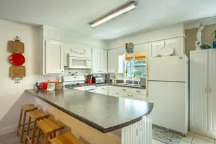 980 W Bay Shore Dr, Saint George Island, FL 32328 - Photo 19