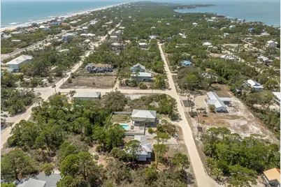 980 W Bay Shore Dr, Saint George Island, FL 32328 - Photo 33