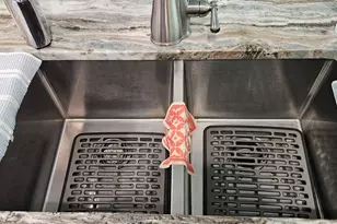 231 Apalachee St, Carrabelle, FL 32322 - Photo 11