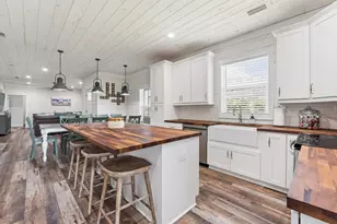 1113 15th St, Mexico Beach, FL 32456 - Photo 5