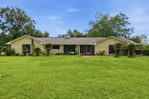 673 W River Rd, Wewahitchka, FL 32465 - Photo 3