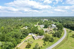 673 W River Rd, Wewahitchka, FL 32465 - Photo 9