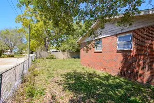 26 17th St, Apalachicola, FL 32320 - Photo 13