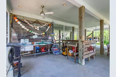 2492 Hwy 98 E, Lanark Village, FL 32322 - Photo 13