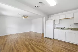 1727 Landing St, Carrabelle, FL 32322 - Photo 13