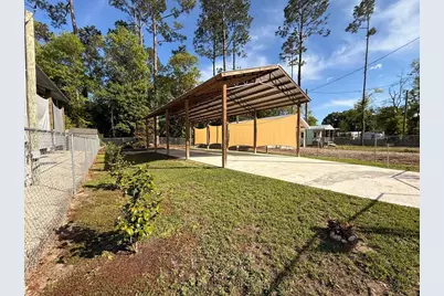 7244 Honeysuckle St, Wewahitchka, FL 32465 - Photo 1
