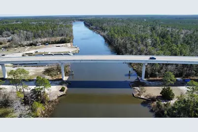 7244 Honeysuckle St, Wewahitchka, FL 32465 - Photo 9