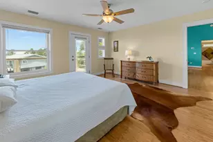 833 W Bay Shore Dr, Saint George Island, FL 32328 - Photo 15