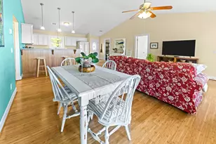 833 W Bay Shore Dr, Saint George Island, FL 32328 - Photo 25