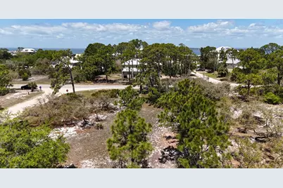 480 W Bay Shore Dr, Saint George Island, FL 32328 - Photo 5