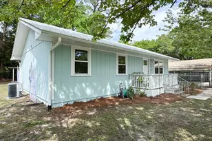 274 25th Ave, Apalachicola, FL 32320 - Photo 5
